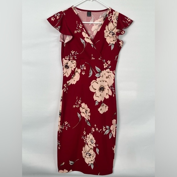 NWOT SHEIN Woman Dress | Red | Floral |  Size Small - Picture 1 of 6